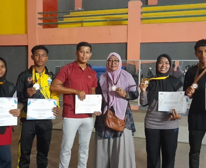 SMA Negeri 3 Bireuen Gelar Pemilos 2025 dengan Meriah, Paslon 5 Raih Kemenangan Telak