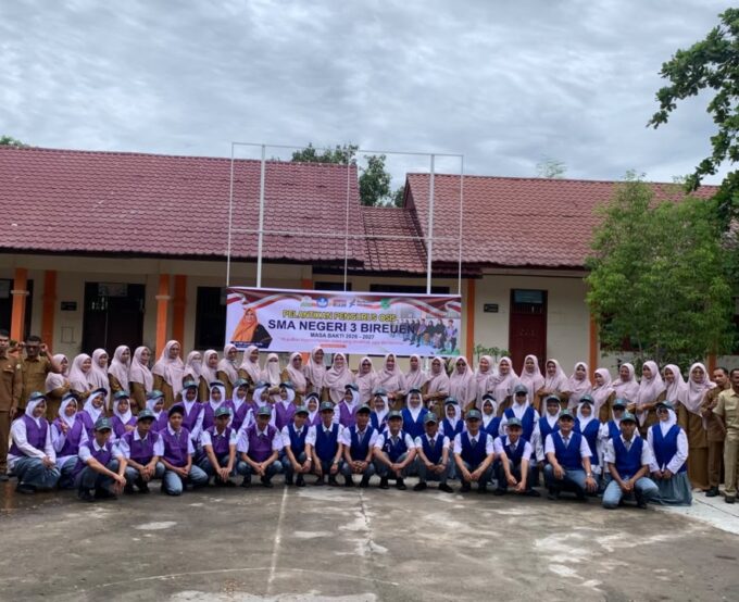 Keluarga Besar SMA Negeri 3 Bireuen
